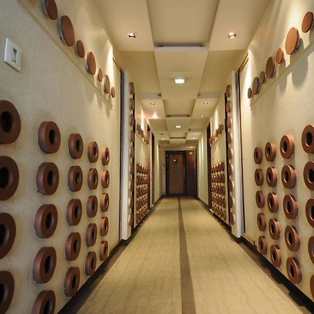 Neelkanth Paradise Ahmedabad Exterior foto