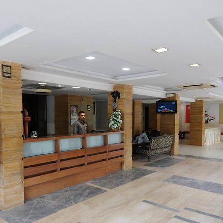 Neelkanth Paradise Ahmedabad Exterior foto