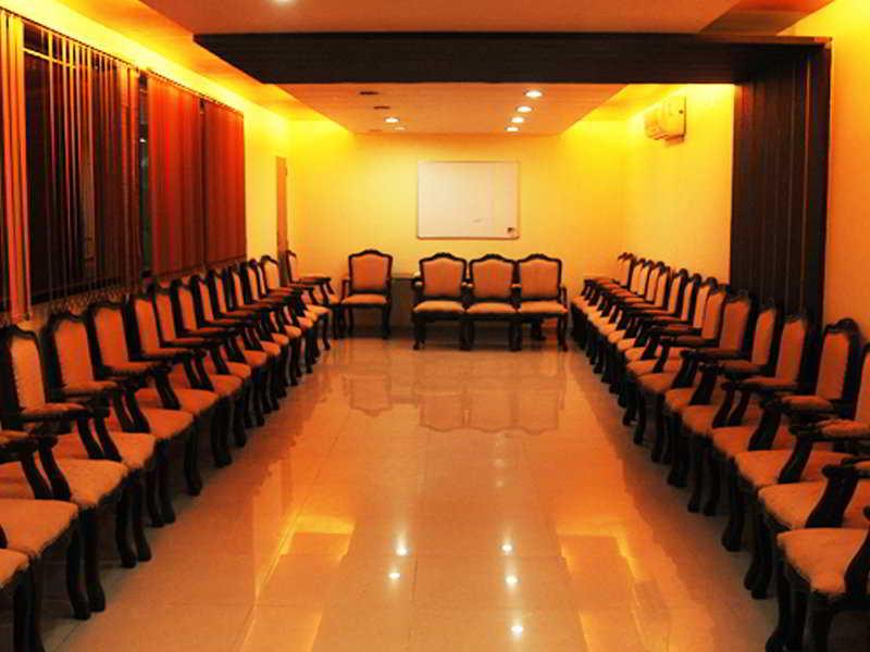 Neelkanth Paradise Ahmedabad Exterior foto